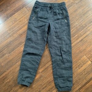 Athleta 100% linen black joggers